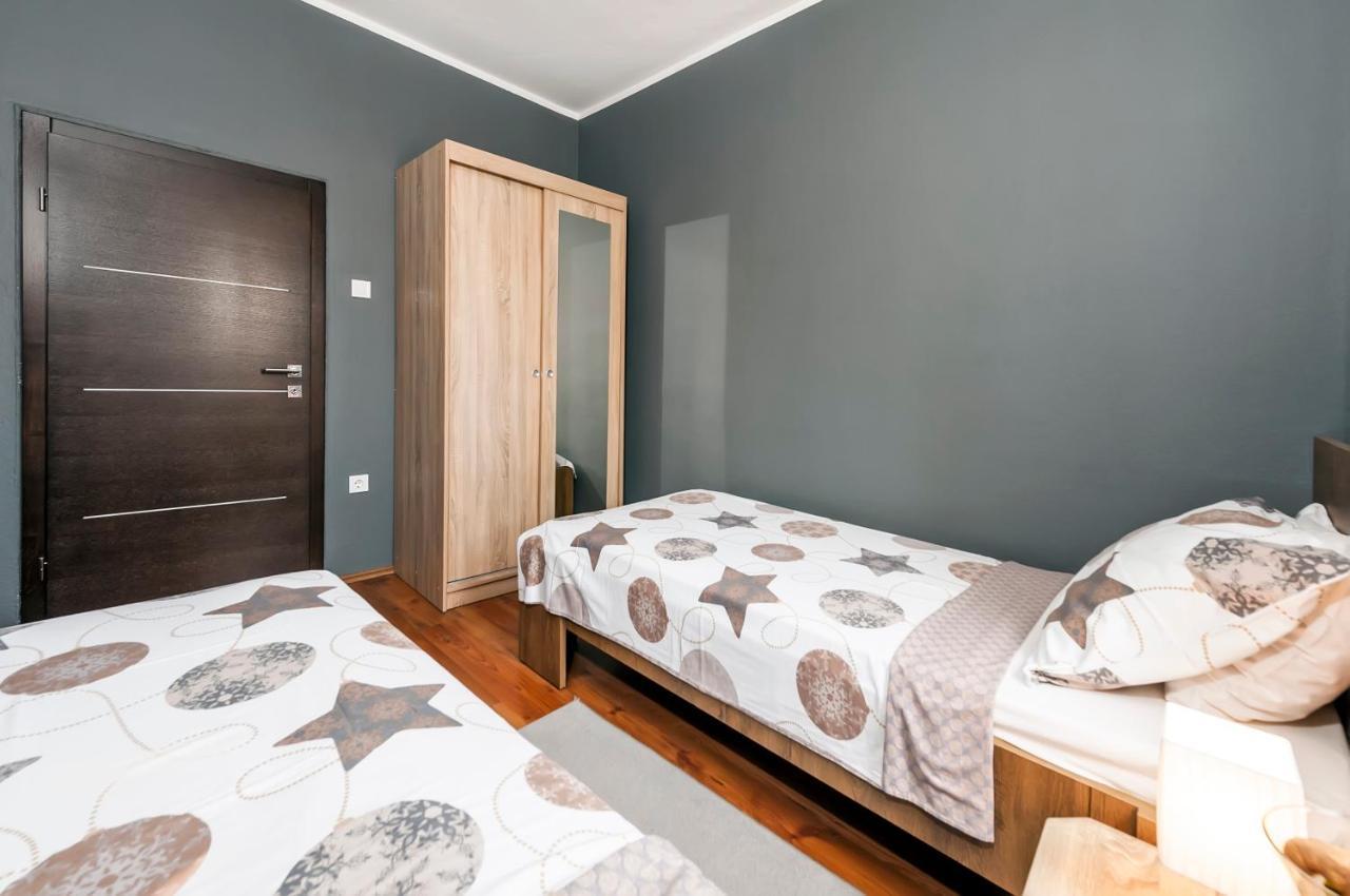 רוביני Apartment Cave מראה חיצוני תמונה